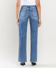 Load image into Gallery viewer, HIGH RISE FULL LENGTH WIDE LEG JEANS ASTONISHING