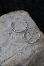 Load image into Gallery viewer, Edge Hoops Earrings - Water Proof (Silver and Gold)