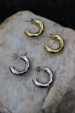Load image into Gallery viewer, Mini Audrey Hoop Earrings - Silver