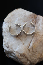 Load image into Gallery viewer, Talia Hoops - Thick Silver Hoop Earrings – 18K Gold Plated Stainless Steel Waterproof Hoops