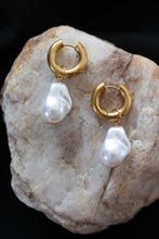 Load image into Gallery viewer, Margo 2-in-1 Pearl Hoops – 18K Gold Plated Stainless Steel Removable Freshwater Pearl Earrings