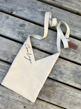 Load image into Gallery viewer, Reboot Courage V Bag - Multiple Styles