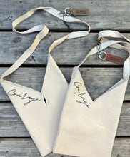 Load image into Gallery viewer, Reboot Courage V Bag - Multiple Styles