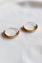 Load image into Gallery viewer, Edge Hoops Earrings. Lightweight hoops.