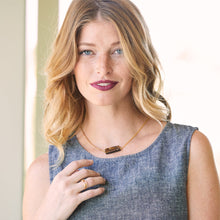 Load image into Gallery viewer, Stylish Small Horn Pendant Necklace