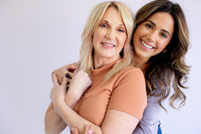 Load image into Gallery viewer, Wonder Femme Bronzer & Blush - Honestly Margo