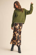 Load image into Gallery viewer, CONTRAST KNIT SCALLOPED EDGE SWEATER MSW11114: Olive / S
