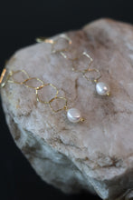 Load image into Gallery viewer, Parker Earrings
