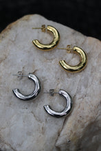 Load image into Gallery viewer, Mini Audrey Hoop Earrings - Gold
