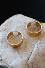 Load image into Gallery viewer, Talia Hoops - Thick Gold Hoop Earrings – 18K Gold Plated Stainless Steel Waterproof Hoops
