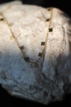 Load image into Gallery viewer, Clover Necklace - Stainless Steel - Waterproof
