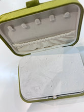Load image into Gallery viewer, Green Jewelry Box
