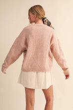 Load image into Gallery viewer, CONTRAST KNIT SCALLOPED EDGE SWEATER MSW11114: Olive / S
