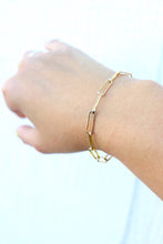 Load image into Gallery viewer, Gold Paperclip Bracelet - Water Resistant
