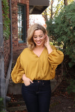 Load image into Gallery viewer, Must Have Blouse - Mustard
